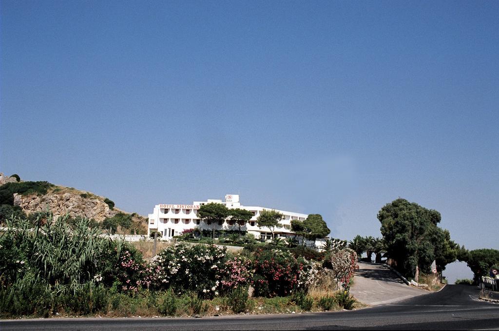 Hotel Sinuessa Terme Mondragone Exterior photo